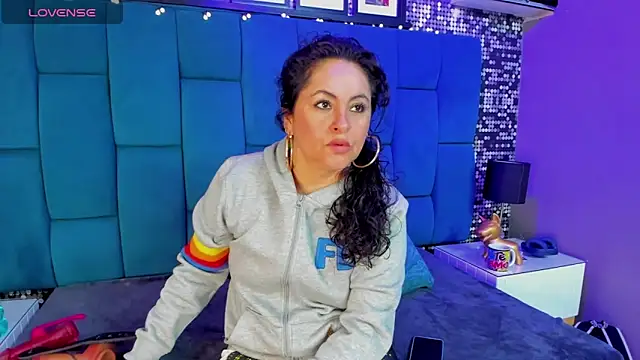 hanny milf online show from December 2025 11:54:02 AM