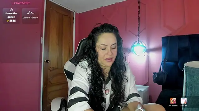 hanny milf online show from June 2026 11:32:02 AM