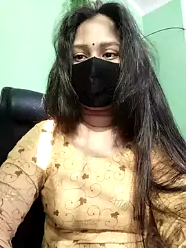 Idhika Paul online show from November 2025 08:31:02 AM