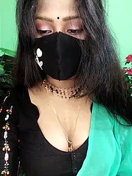 Idhika Paul online show from January 2026 05:44:02 AM