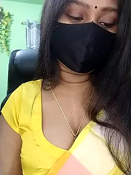 Idhika Paul online show from December 2025 05:47:02 PM