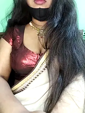 Idhika Paul online show from February 2026 03:34:02 PM