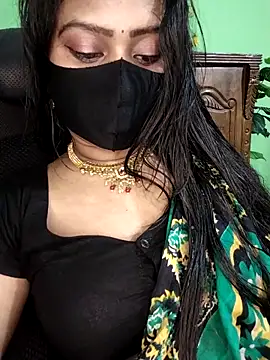 Idhika Paul online show from March 2026 06:30:02 PM