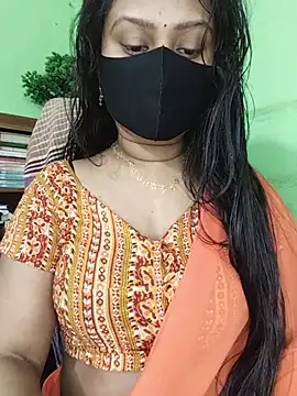 Idhika Paul online show from May 2026 07:50:02 AM