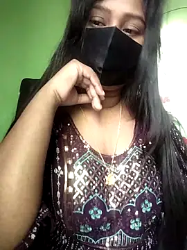 Idhika Paul online show from December 2025 04:35:01 AM