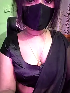 Idhika Paul online show from December 2025 04:34:02 PM