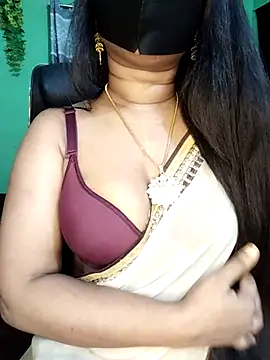 Snapshot of Idhika_Paul chatting on October 2025 05:25:01 PM Idhika Paul online show from October 2025 05:25:01 PM