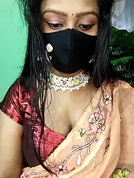 Idhika Paul online show from January 2026 07:07:02 PM