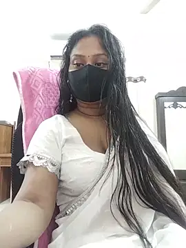 Idhika Paul online show from June 2026 08:10:01 PM