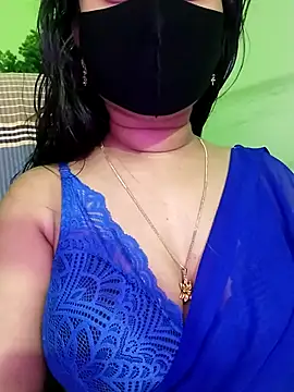 Idhika Paul online show from May 2026 03:20:01 PM