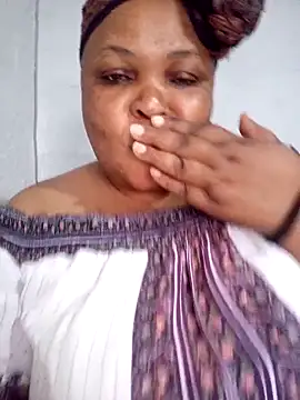 Snapshot of HOTSUGARX5 chatting on November 2025 04:19:02 PM HOTSUGARX5 online show from November 2025 04:19:02 PM