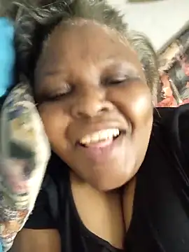 Snapshot of HOTSUGARX5 chatting on September 2025 07:04:02 AM HOTSUGARX5 online show from September 2025 07:04:02 AM