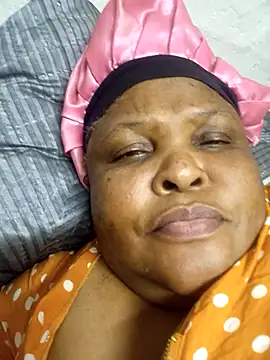 Snapshot of HOTSUGARX5 chatting on November 2025 04:43:02 PM HOTSUGARX5 online show from November 2025 04:43:02 PM