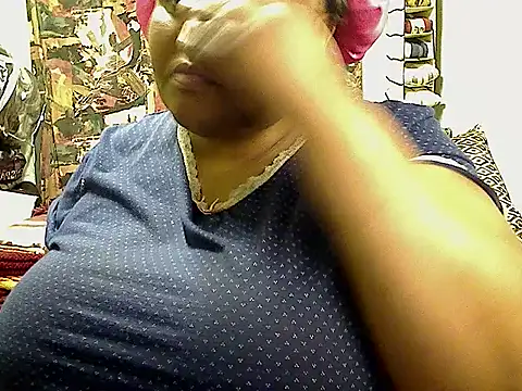 Snapshot of HOTSUGARX5 chatting on October 2025 12:06:01 PM HOTSUGARX5 online show from October 2025 12:06:01 PM