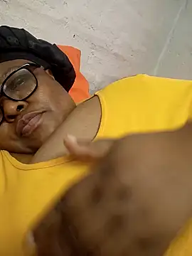 Snapshot of HOTSUGARX5 chatting on January 2025 02:08:02 PM HOTSUGARX5 online show from January 2025 02:08:02 PM