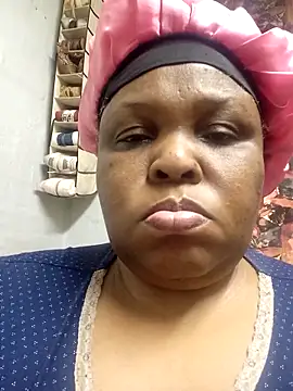 Snapshot of HOTSUGARX5 chatting on October 2025 05:29:02 AM HOTSUGARX5 online show from October 2025 05:29:02 AM