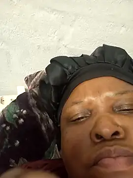 Snapshot of HOTSUGARX5 chatting on January 2025 06:10:01 AM HOTSUGARX5 online show from January 2025 06:10:01 AM