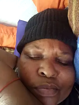 Snapshot of HOTSUGARX5 chatting on February 2025 08:31:02 AM HOTSUGARX5 online show from February 2025 08:31:02 AM