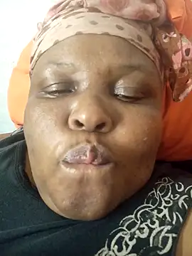 Snapshot of HOTSUGARX5 chatting on February 2025 04:17:02 PM HOTSUGARX5 online show from February 2025 04:17:02 PM