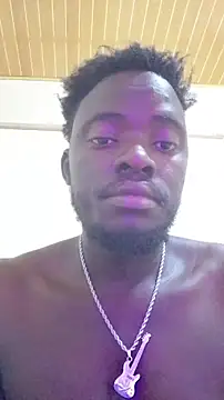 MaskedGQ online show from November 2025 12:32:02 PM