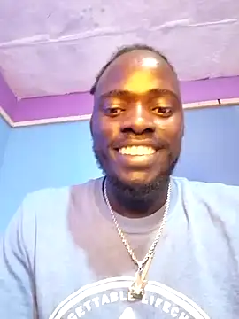 MaskedGQ online show from November 2025 06:01:02 PM