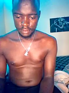 MaskedGQ online show from November 2025 10:10:01 PM