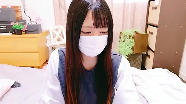 Snapshot of tsumugi_h chatting on December 2024 04:05:01 AM tsumugi h online show from December 2024 04:05:01 AM