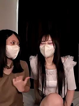 Snapshot of tsumugi_h chatting on September 2025 05:06:02 AM tsumugi h online show from September 2025 05:06:02 AM