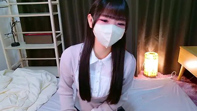 Snapshot of siorin_18 chatting on May 2026 11:42:01 AM siorin 18 online show from May 2026 11:42:01 AM