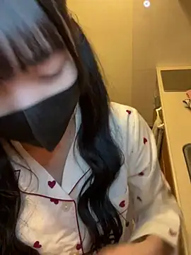 Snapshot of irohani_usagi chatting on March 2025 01:02:02 AM irohani usagi online show from March 2025 01:02:02 AM