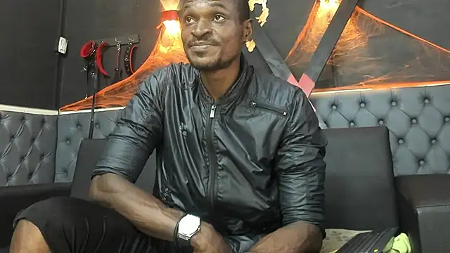 Snapshot of Terrance_z chatting on October 2025 07:24:01 PM Terrance z online show from October 2025 07:24:01 PM