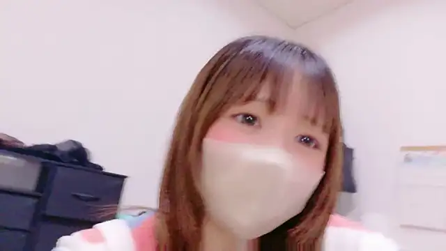 Snapshot of Yui-Ch chatting on August 2026 12:55:01 PM Yui-Ch online show from August 2026 12:55:01 PM