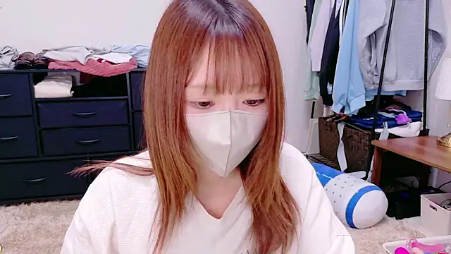 Yui-Ch online show from April 2026 01:40:01 PM