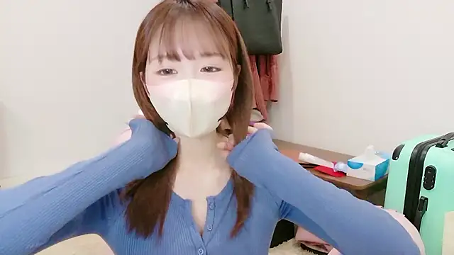 Yui-Ch online show from February 2026 01:10:01 PM