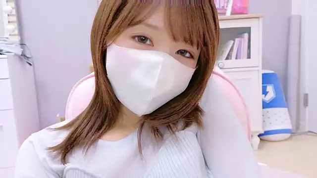 Snapshot of Yui-Ch chatting on September 2025 12:22:02 PM Yui-Ch online show from September 2025 12:22:02 PM