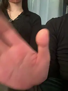 Snapshot of -mirai- chatting on March 2025 09:34:01 AM -mirai- online show from March 2025 09:34:01 AM