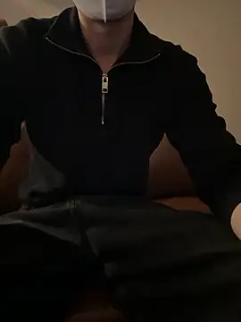 Snapshot of -mirai- chatting on December 2025 08:51:02 AM -mirai- online show from December 2025 08:51:02 AM