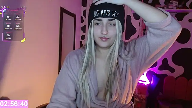 Snapshot of hi_elora chatting on June 2026 12:04:01 AM hi elora online show from June 2026 12:04:01 AM