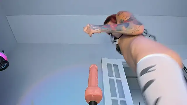 Snapshot of maakimo chatting on September 2025 06:08:01 AM maakimo online show from September 2025 06:08:01 AM