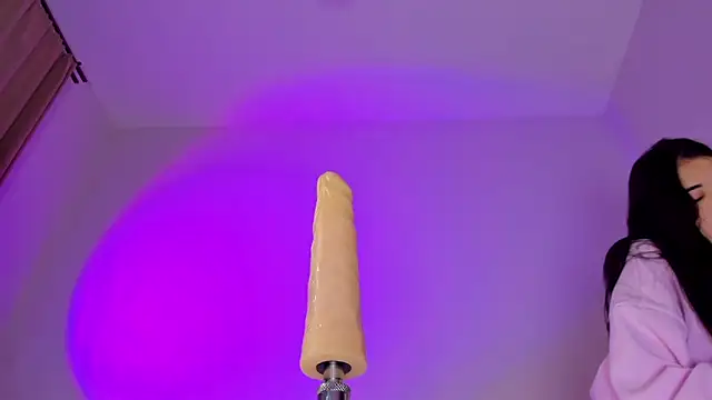 maakimo online show from April 2026 03:13:02 AM