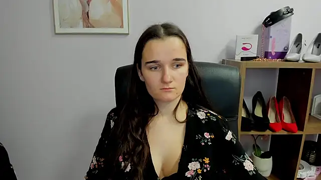 Snapshot of KateDelight chatting on November 2025 07:51:02 PM KateDelight online show from November 2025 07:51:02 PM