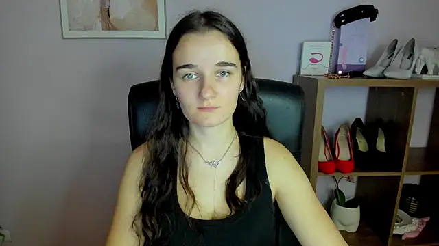 Snapshot of KateDelight chatting on November 2025 07:46:02 AM KateDelight online show from November 2025 07:46:02 AM