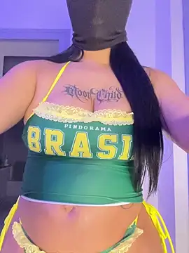 kamila french online show from February 2026 09:25:01 PM