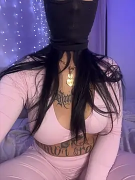 kamila french online show from January 2026 09:41:01 PM