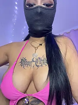 kamila french online show from November 2025 10:54:02 PM