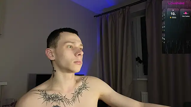 R1mmo   online show from October 2025 12:01:02 AM