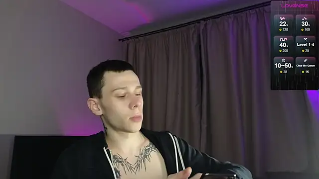 R1mmo   online show from October 2025 07:37:02 PM