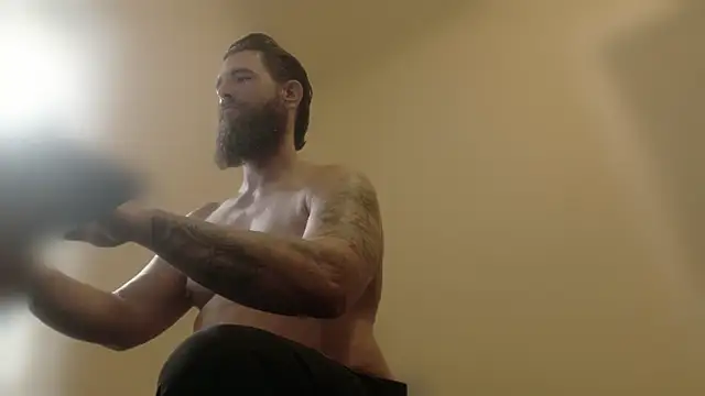 Snapshot of Armyexhibitionistvet chatting on November 2025 01:26:01 PM Armyexhibitionistvet online show from November 2025 01:26:01 PM