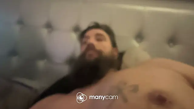 Snapshot of Armyexhibitionistvet chatting on November 2025 01:31:02 AM Armyexhibitionistvet online show from November 2025 01:31:02 AM