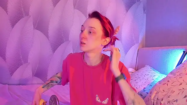 Snapshot of CrystalRey chatting on March 2025 05:02:01 AM CrystalRey online show from March 2025 05:02:01 AM